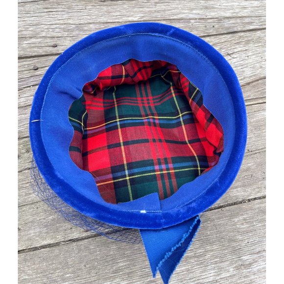 Vintage 1950s Bright Blue Velvet Womens Hat Netting - Picture 12 of 15